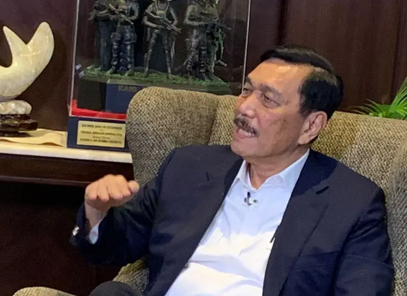 Tokoh Dukung Tolak Vaksin,...