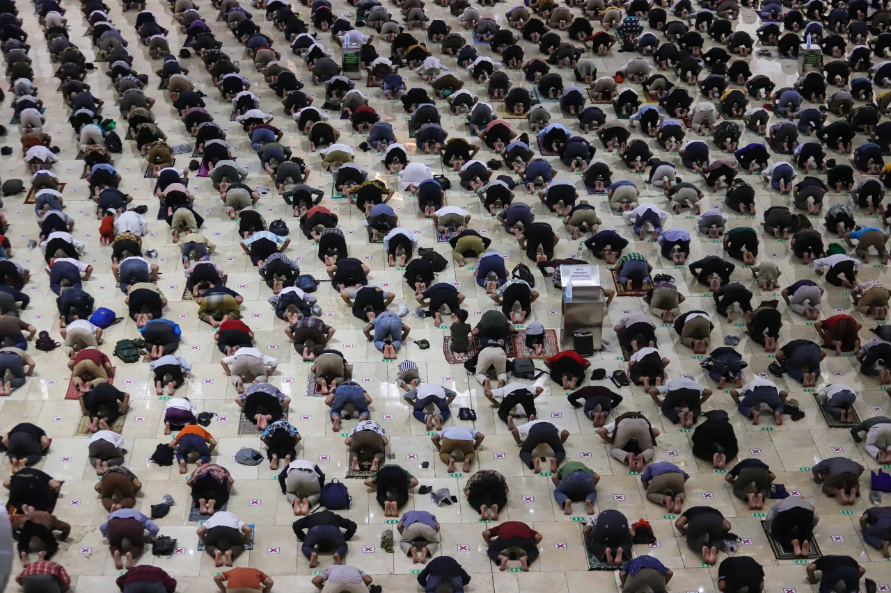 Suasana Salat Jumat...