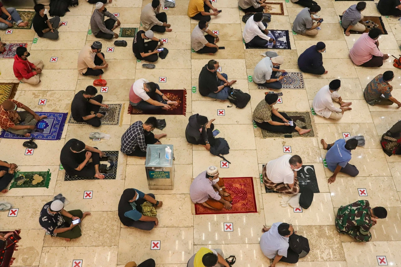 Suasana Salat Jumat...