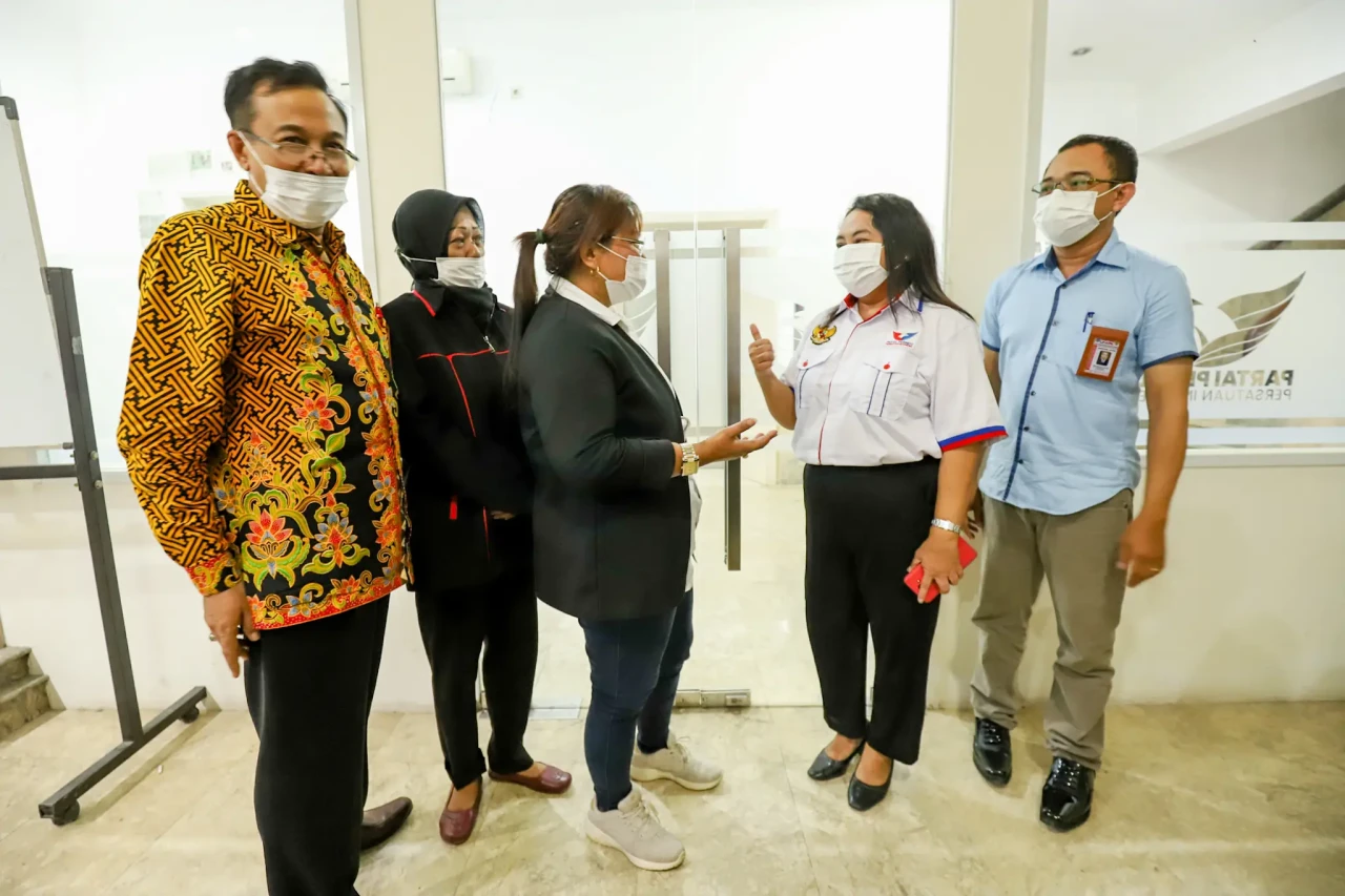 Partai Perindo Desak...
