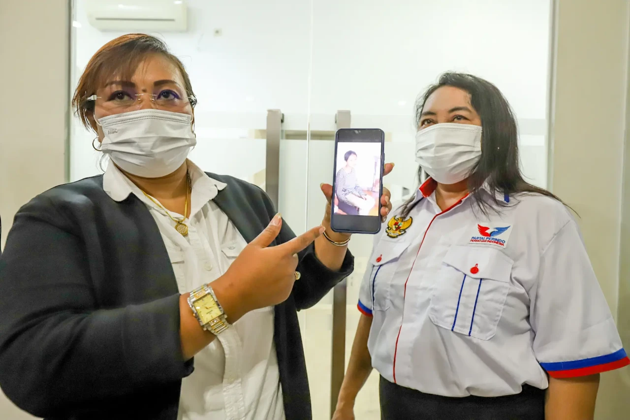 Partai Perindo Desak...