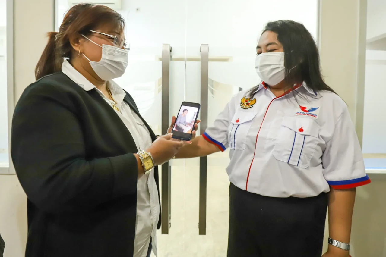Partai Perindo Desak...