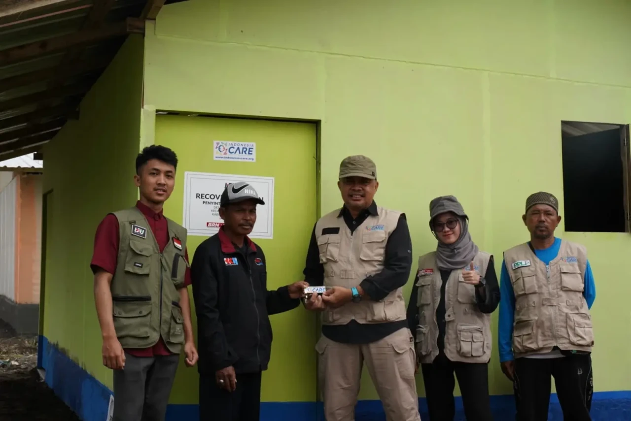 Ribuan Pengungsi Semeru...