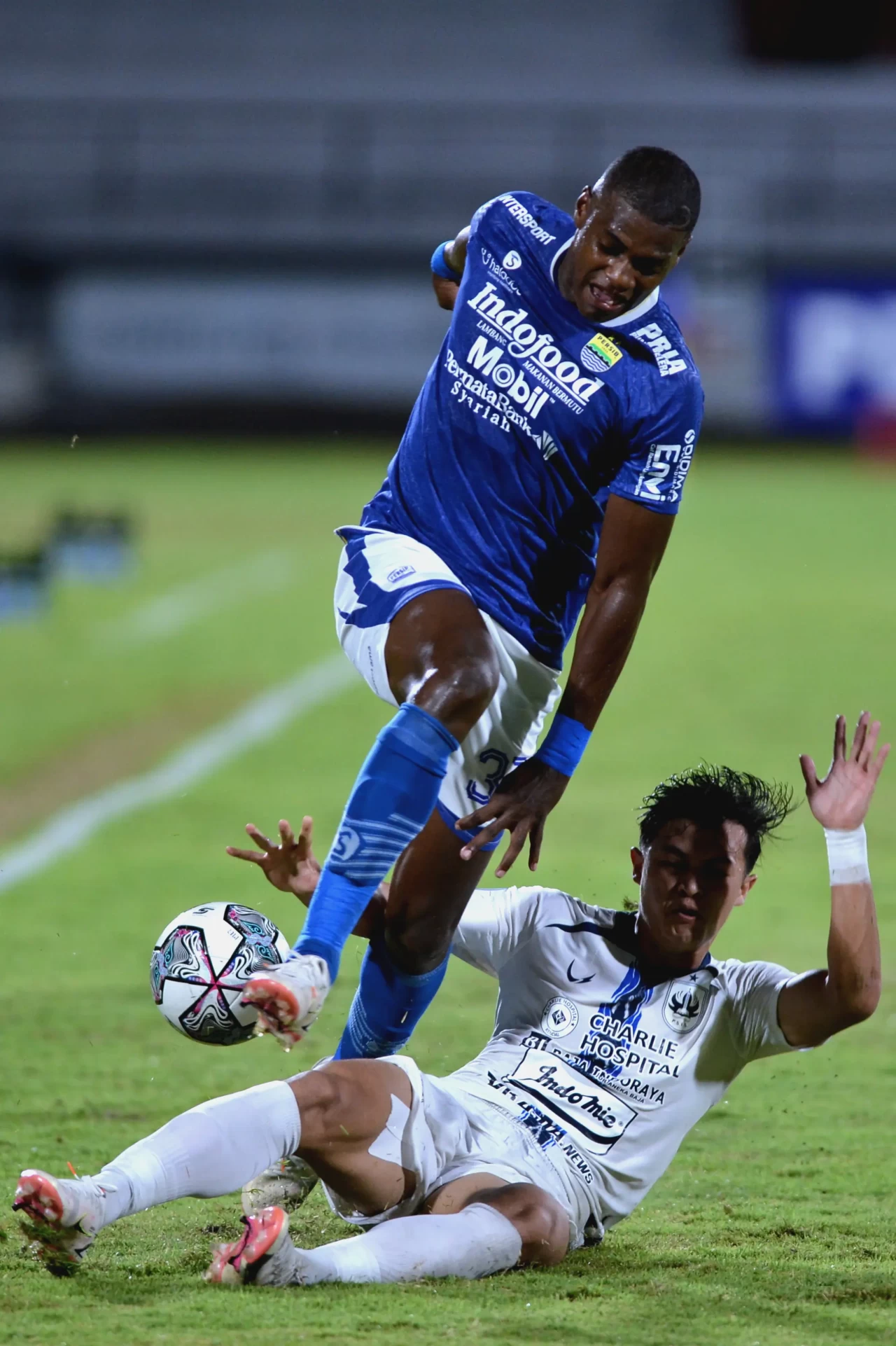 Persib Imbang 0-0 Lawan...