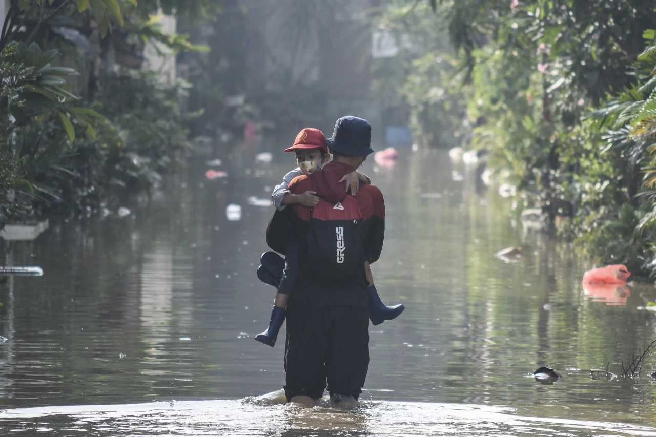 Banjir Rendam Permukiman...