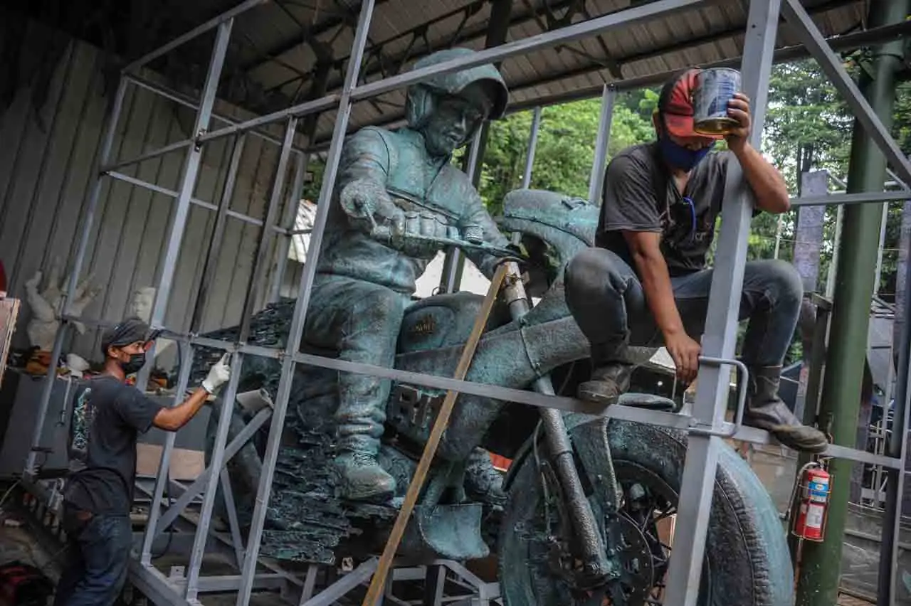 Begini Penampakan Patung...