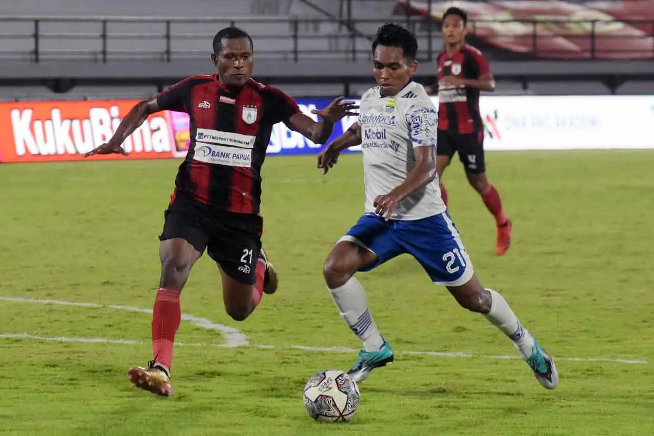 Persib Sikat Persipura...