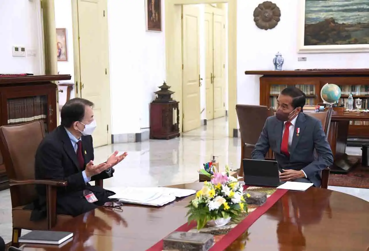 Presiden Bertemu Pimpinan...