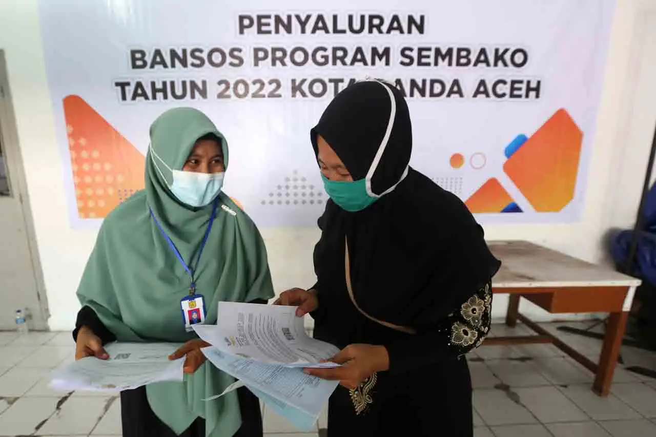 Penyaluran Bansos Program...
