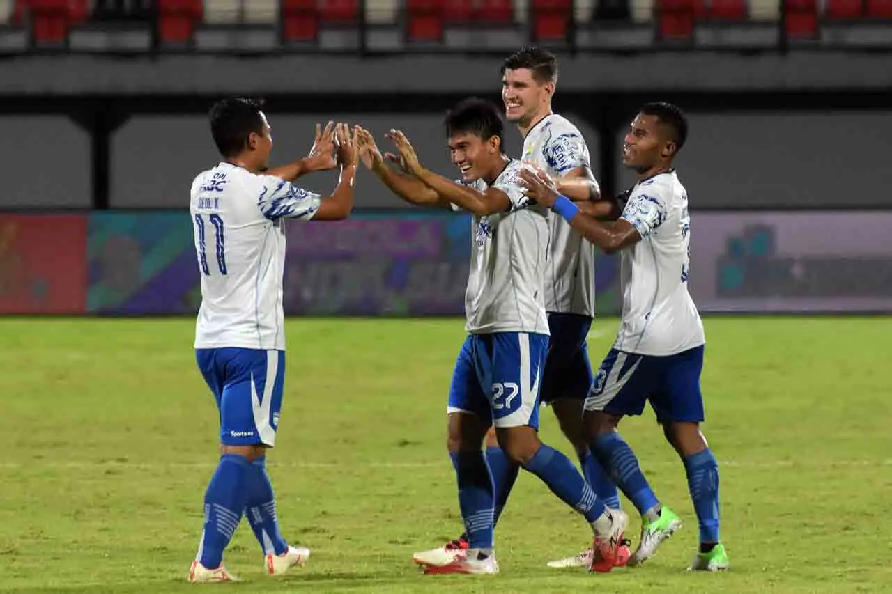 Persib Bandung Bungkam...