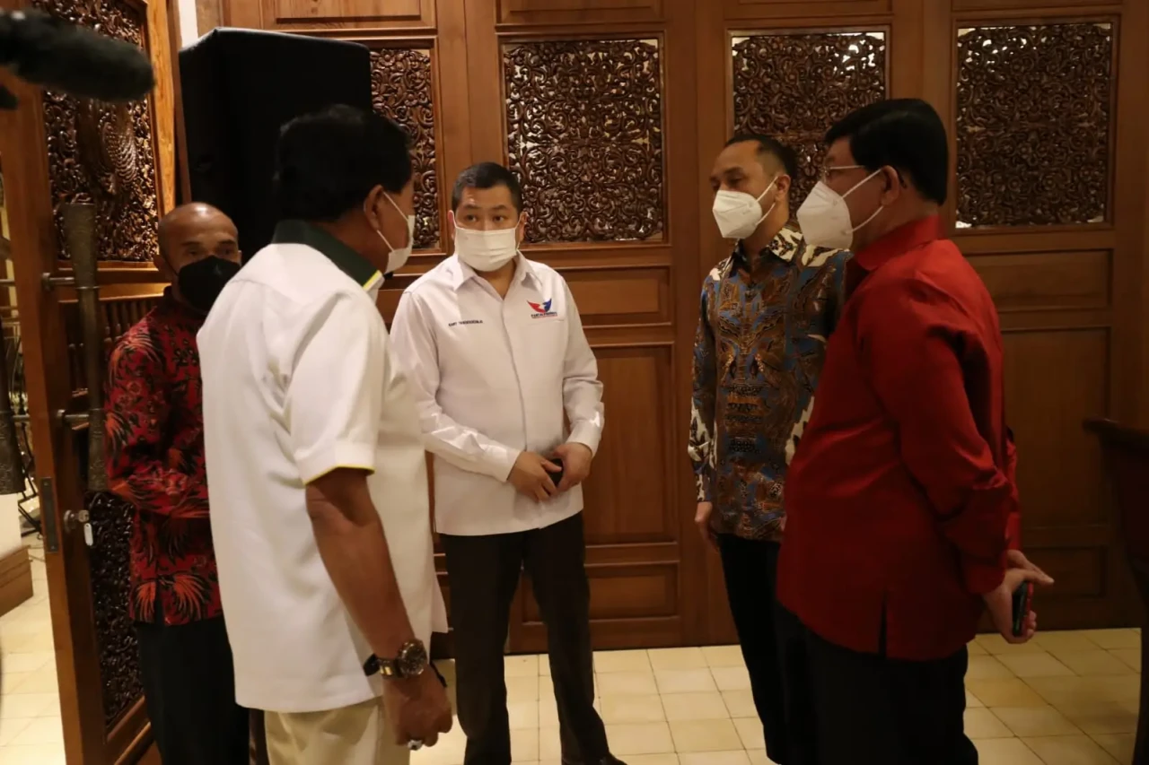 Momen Hangat Pertemuan...