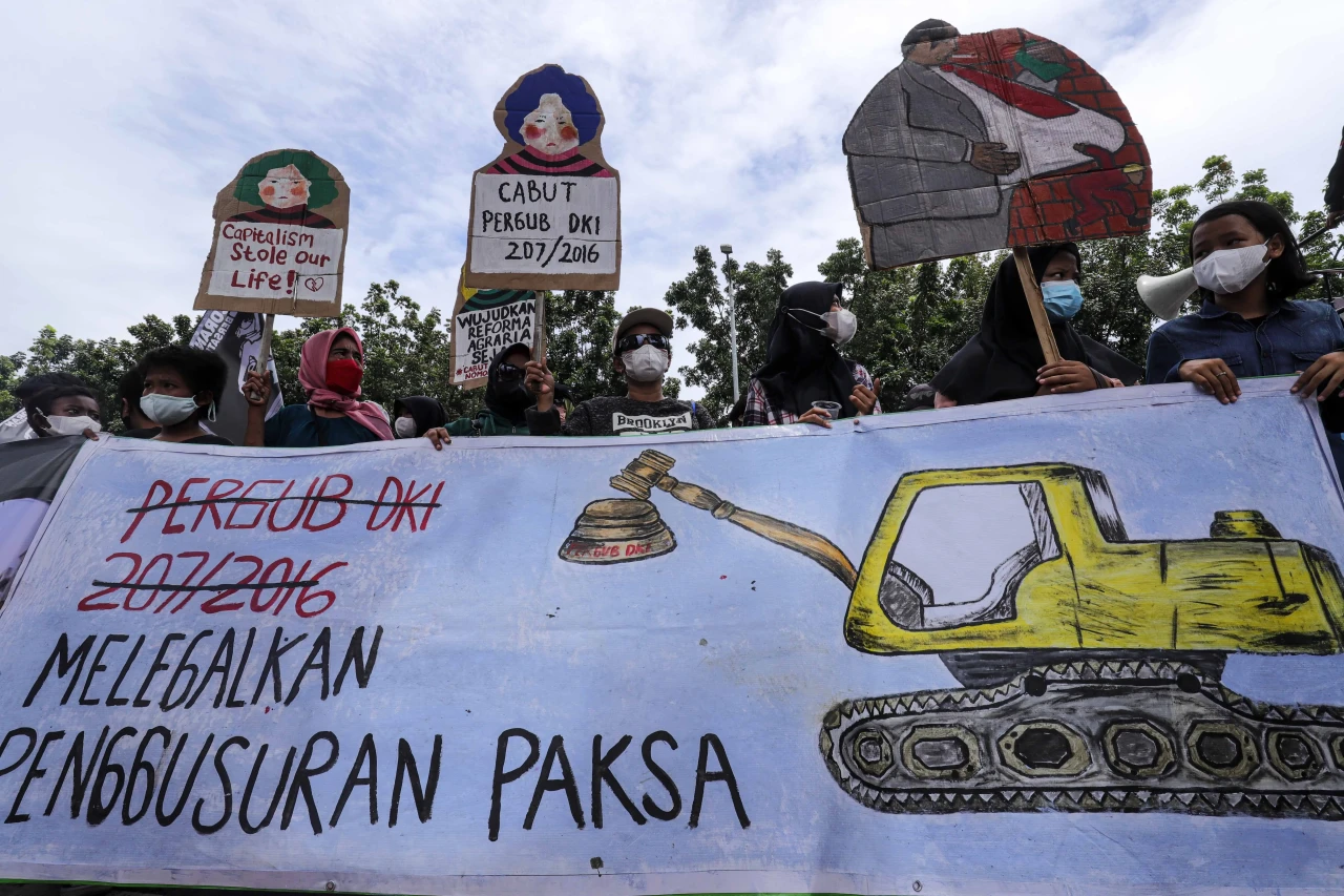 Aksi Unjuk Rasa Tolak...