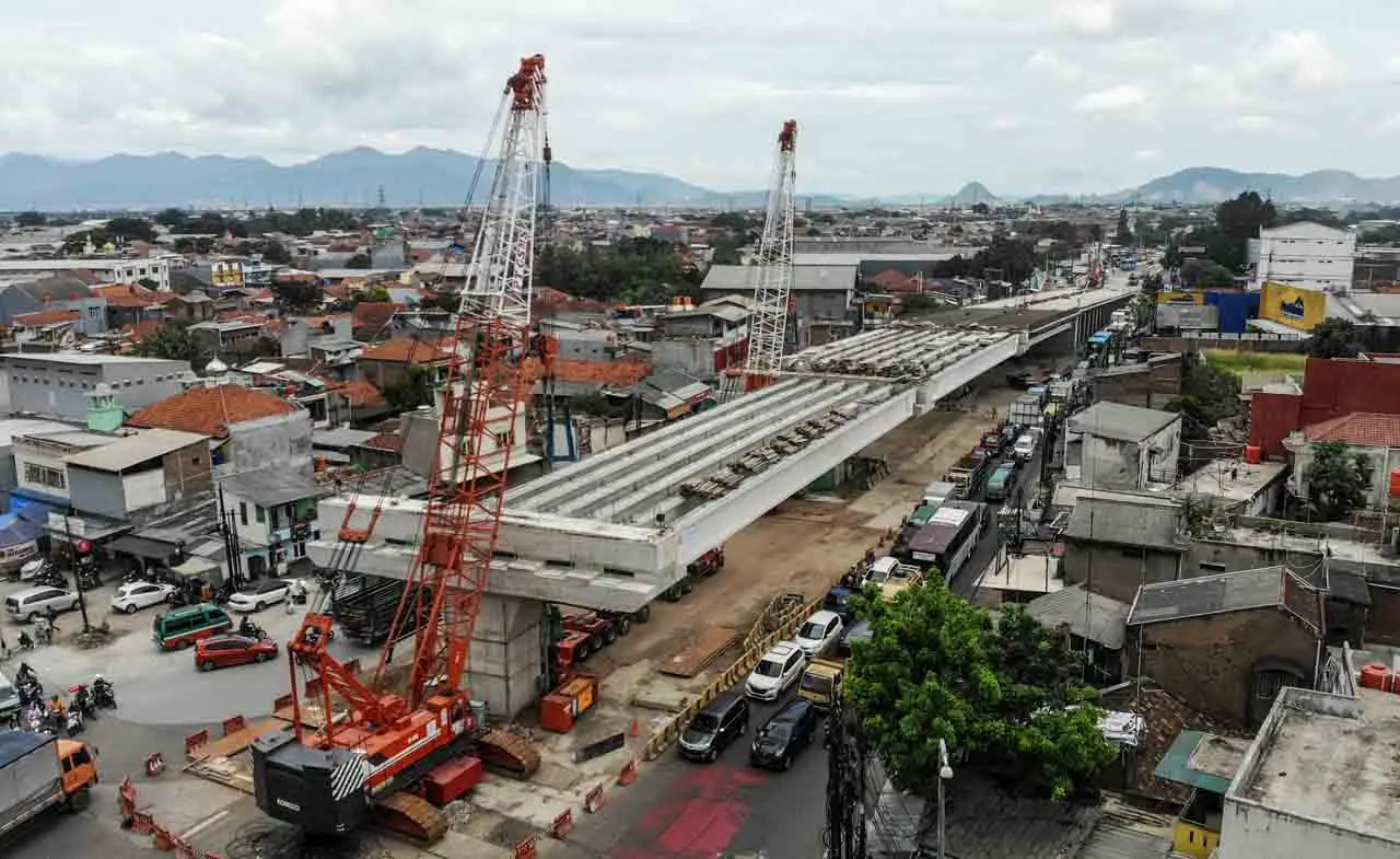 Pembangunan Jembatan...