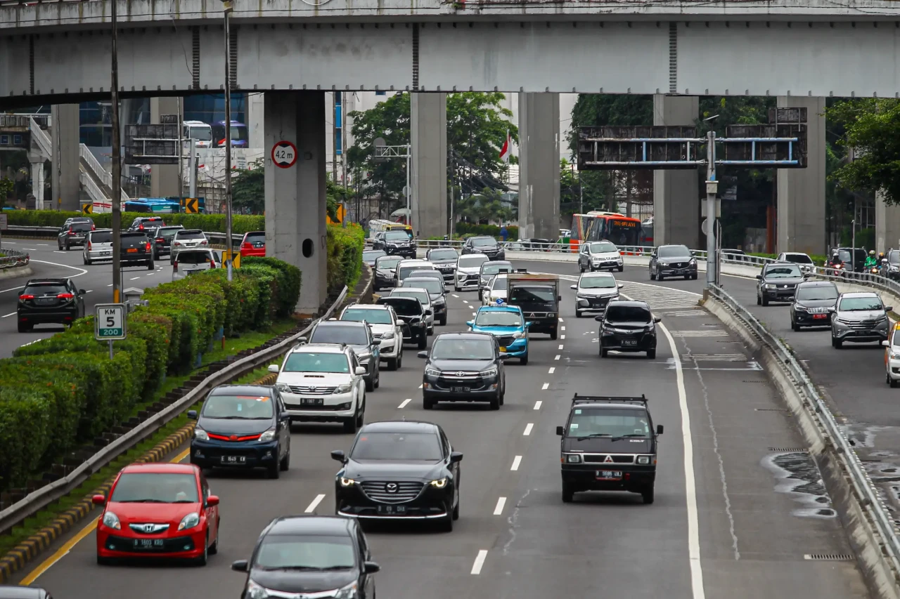 Tarif Tol Dalam Kota...