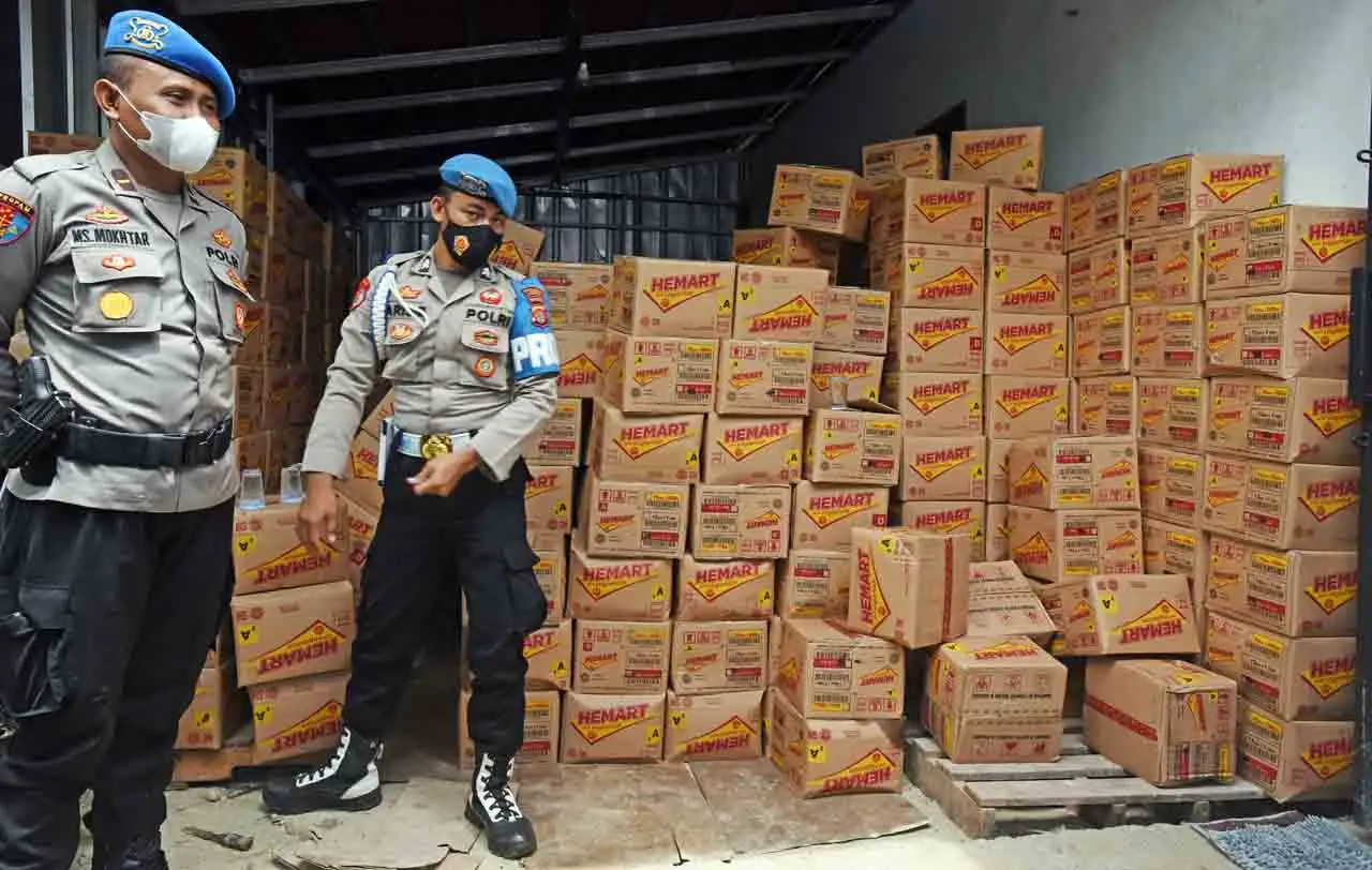 Polisi Amankan 24 Ton...