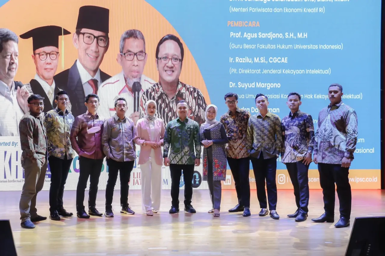 Dua Tokoh Nasional Hadiri...