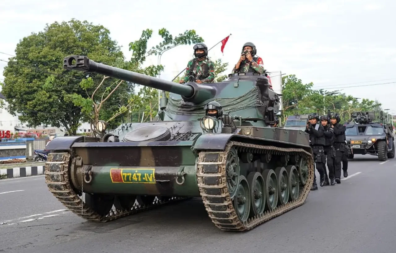 Aksi Prajurit Yonif...