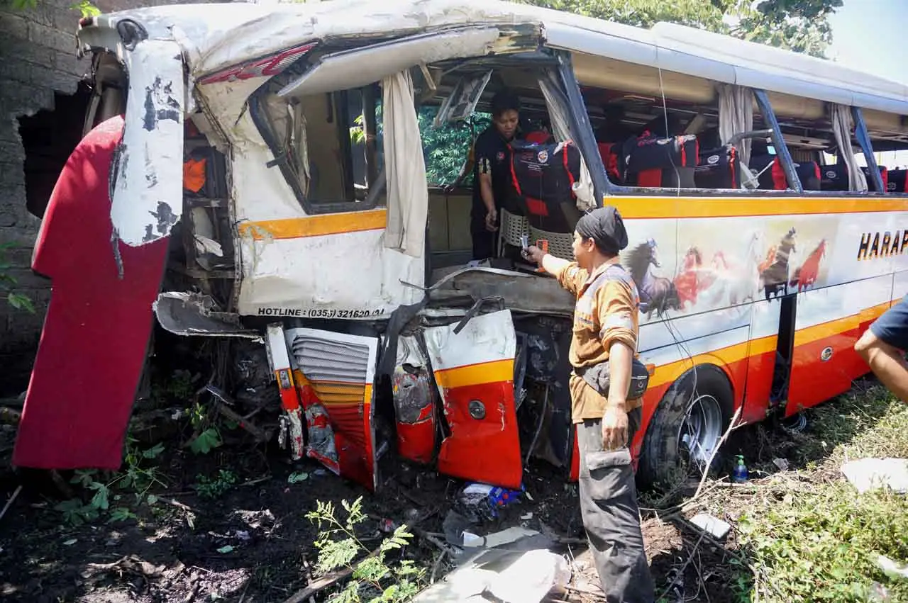 Kecelakaan Kereta Api...