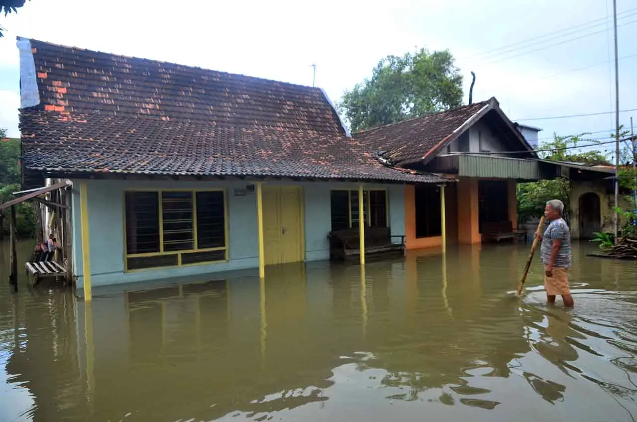 Banjir Akibat Hujan...