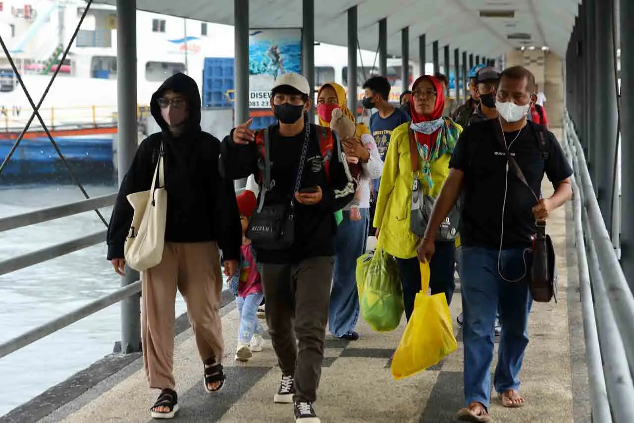Jelang Penutupan Penyeberangan...