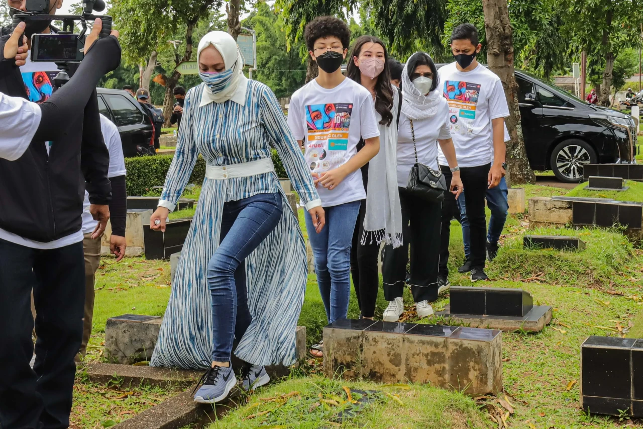 Bebas dari Penjara,...