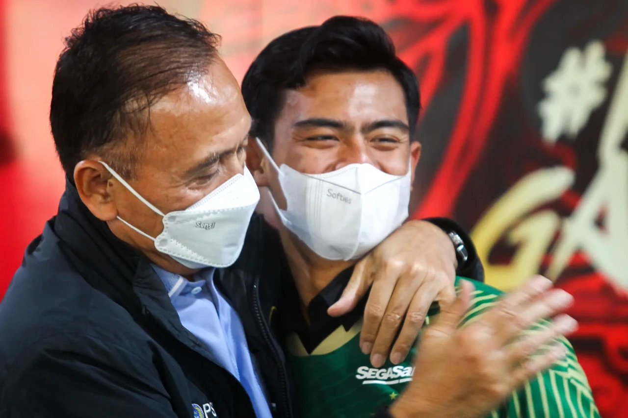 Pratama Arhan Resmi...