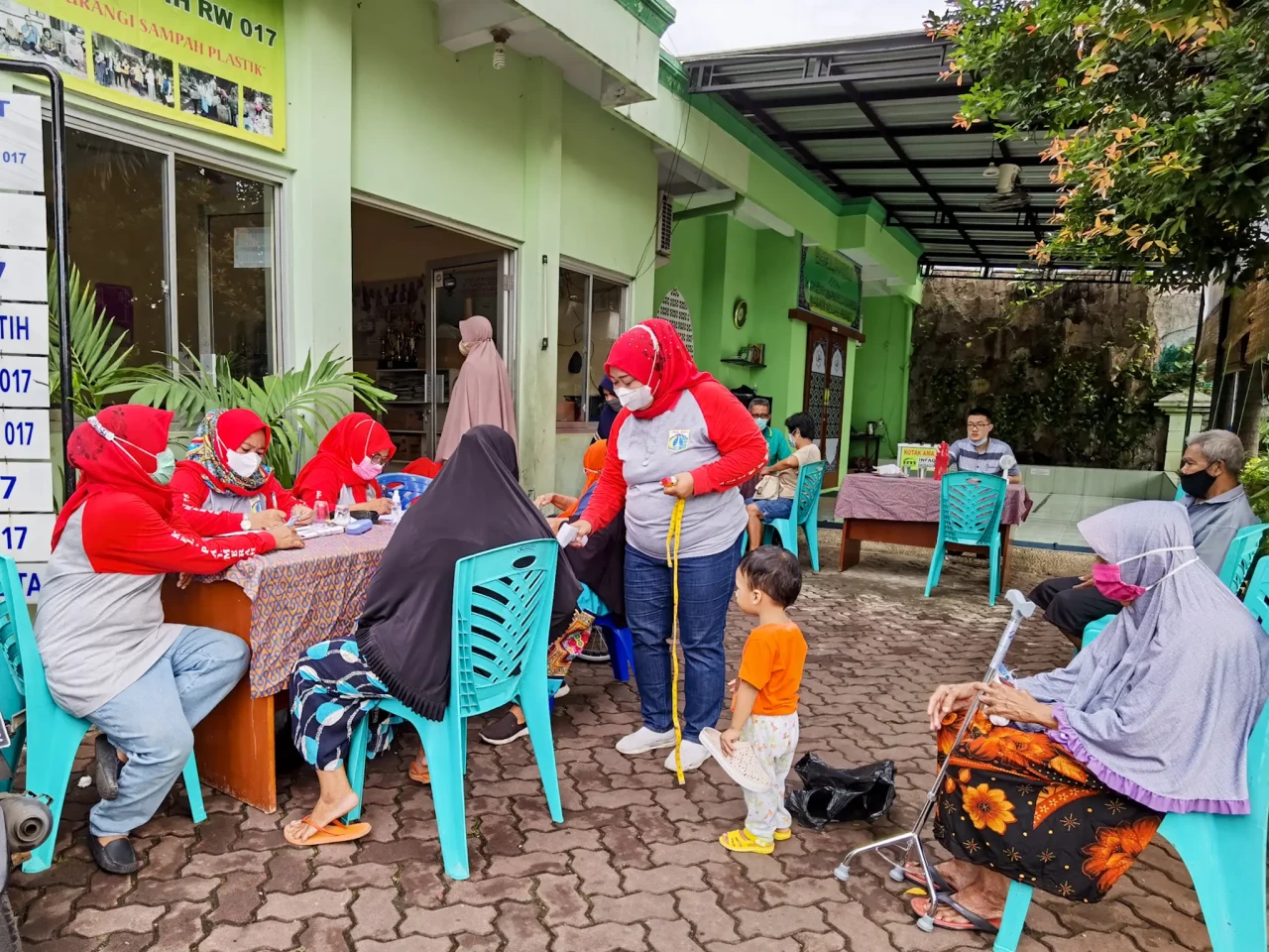 Posyandu untuk Warga...