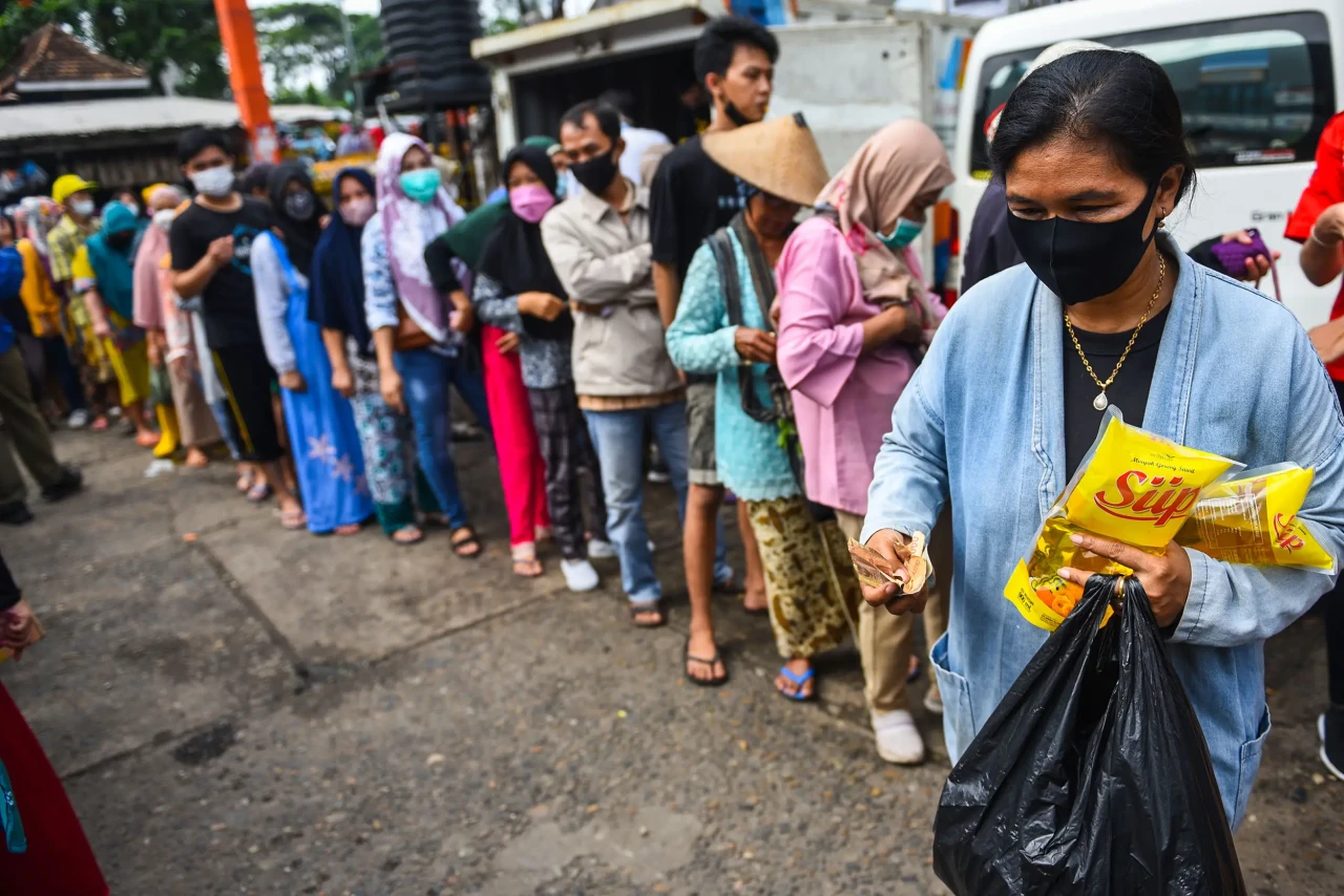 Minyak Goreng Operasi...