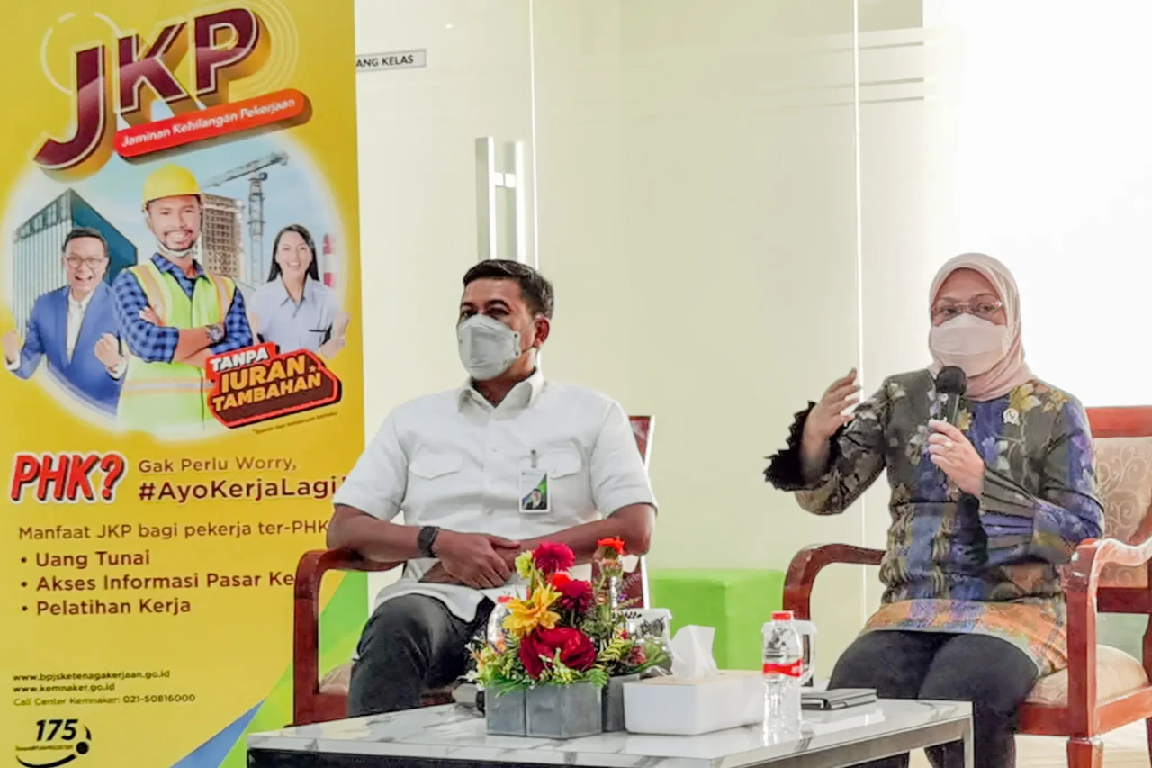 Pelatihan Kerja Penerima...