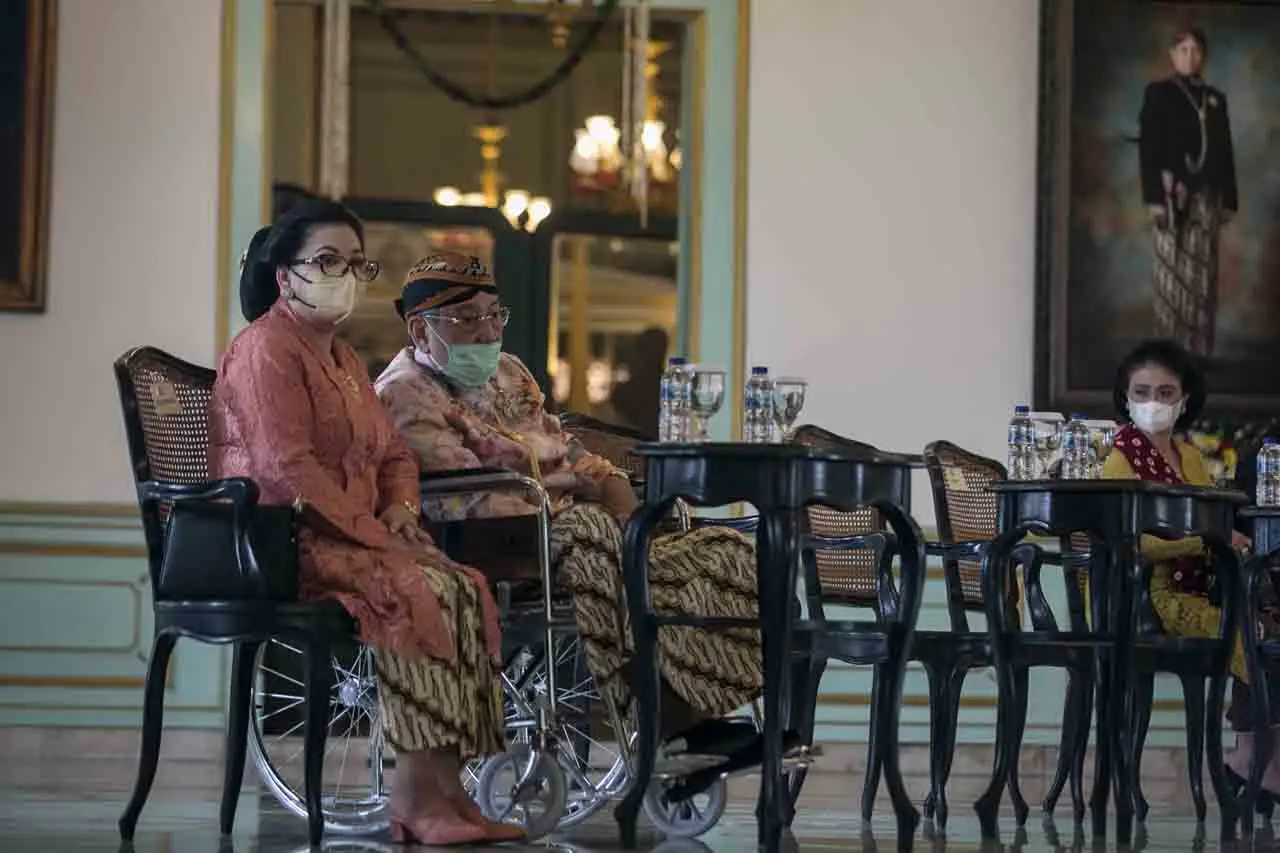 Jumenengan Kenaikan...