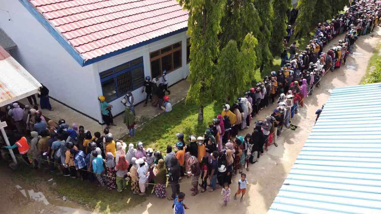 Tangis dan Bahagia Warga...