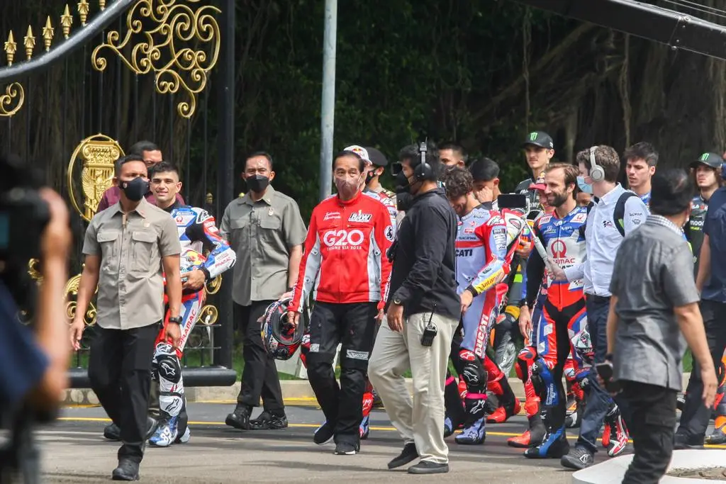 Presiden Jokowi Lepas...