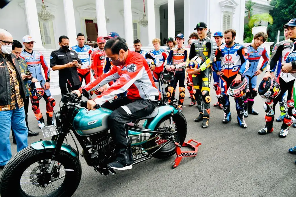 Saat Jokowi Pamer Kawasaki...