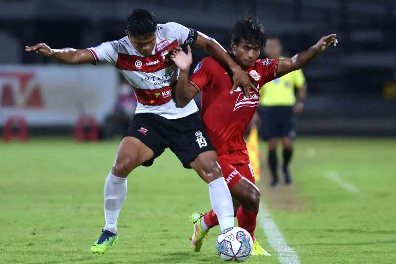 Perkasa! Madura United...