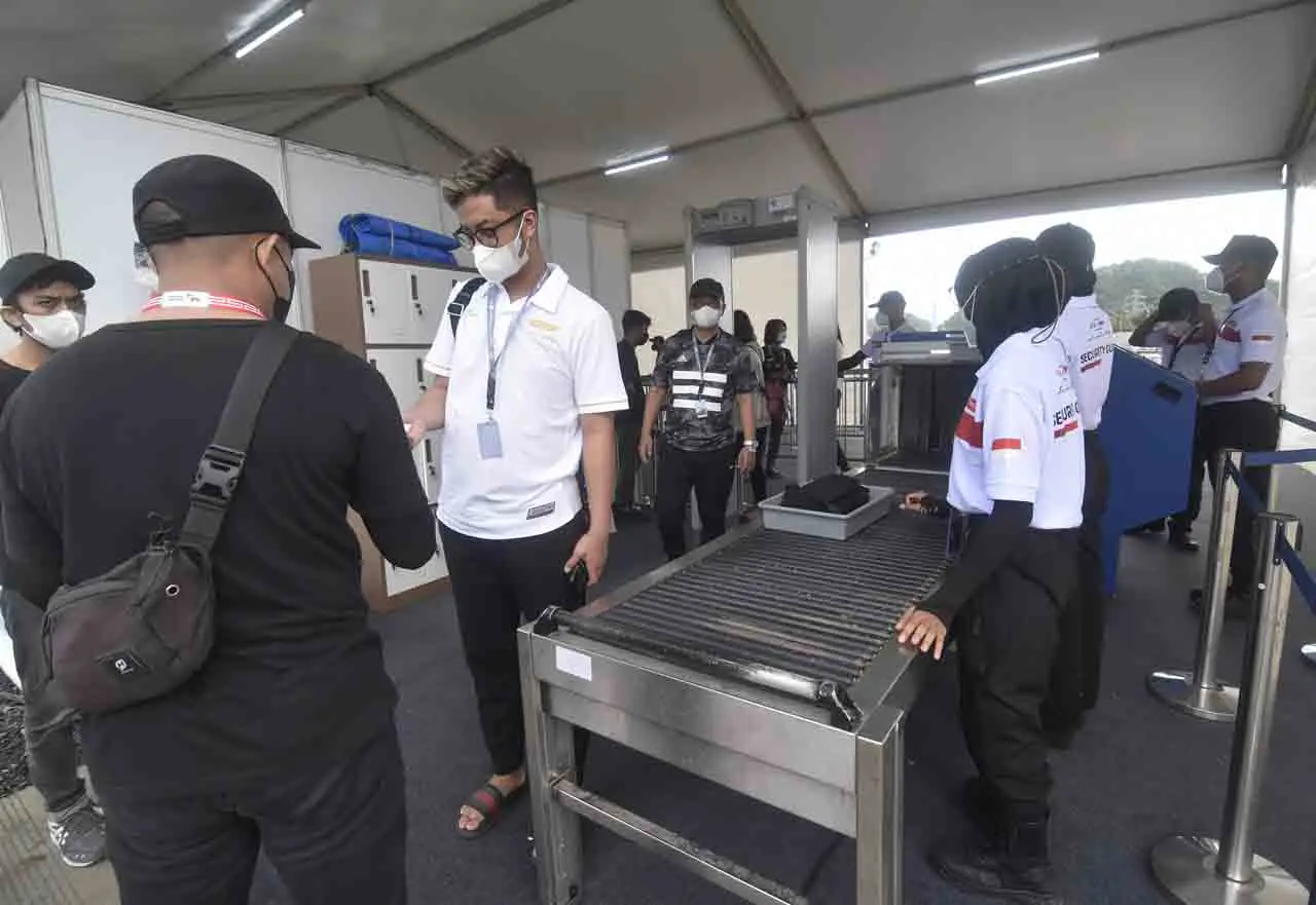 Penonton MotoGP Mulai...