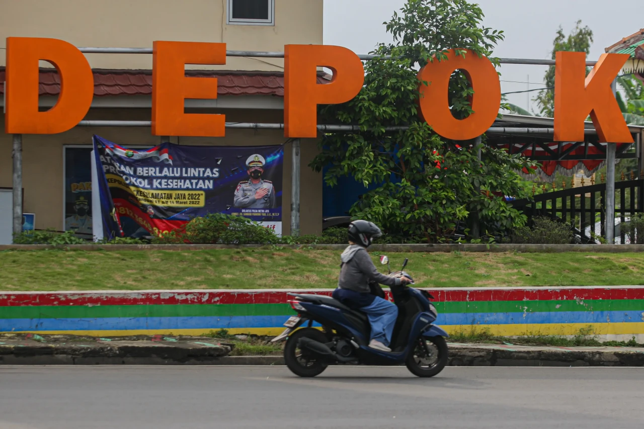 Kota Depok Bersiap Masuk...