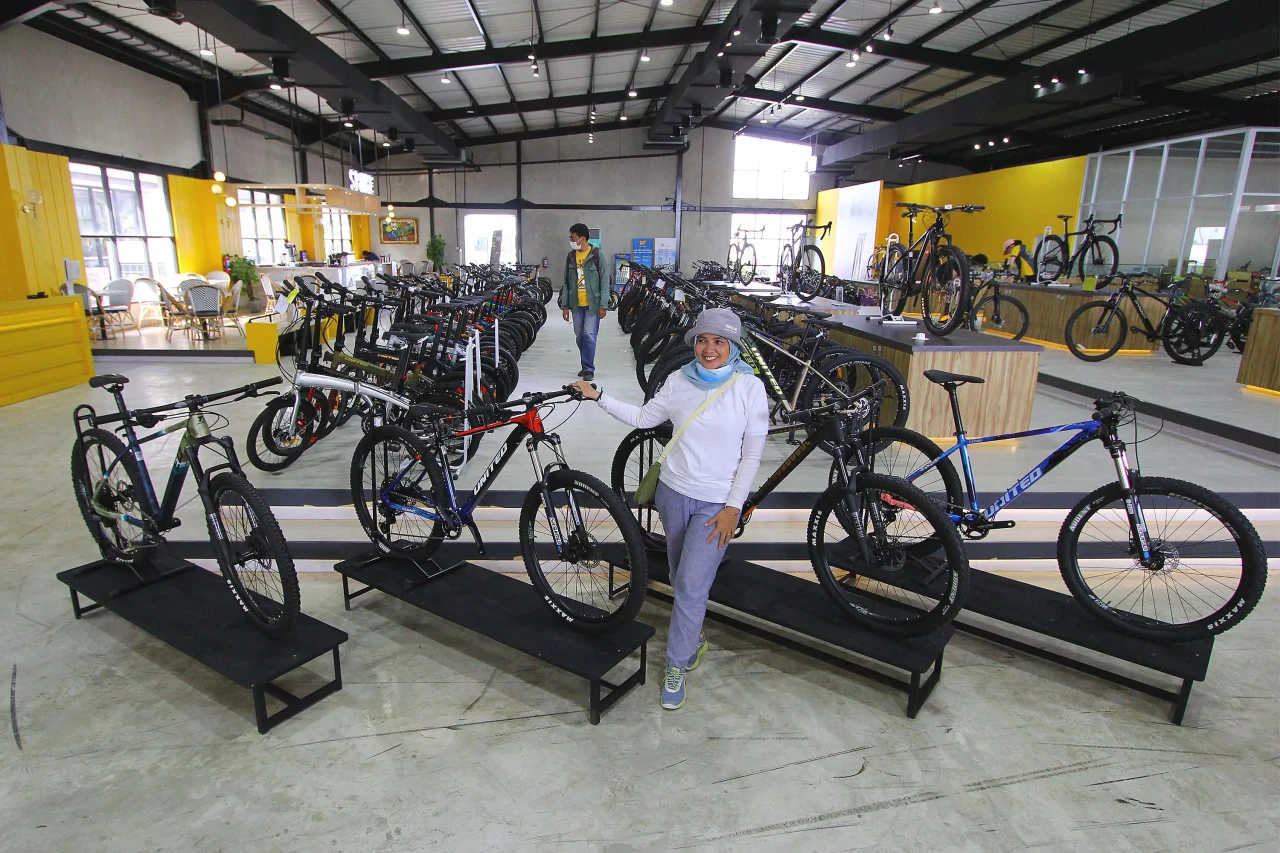 United Bike Luncurkan...