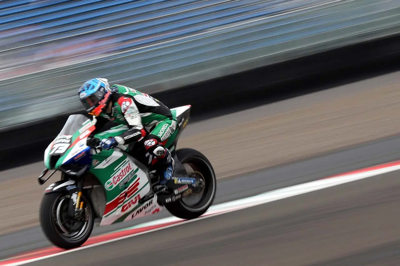 Aksi Pembalap MotoGP...