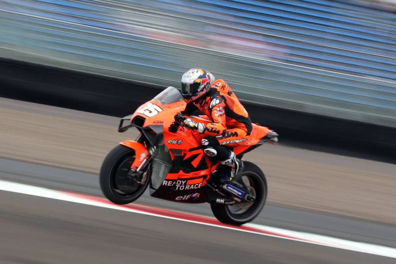 Aksi Pembalap MotoGP...