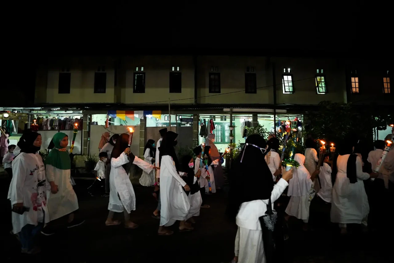 Pawai Obor Sambut Ramadhan...