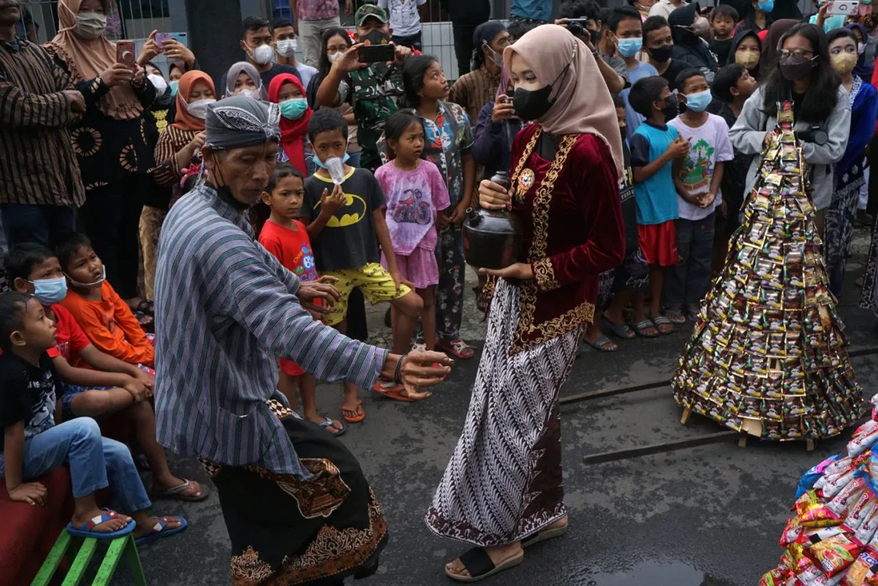 Semarak Ngarak Tirta...