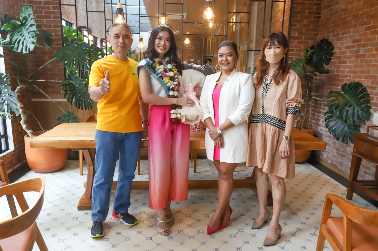 Masuk Top 6 Miss World...