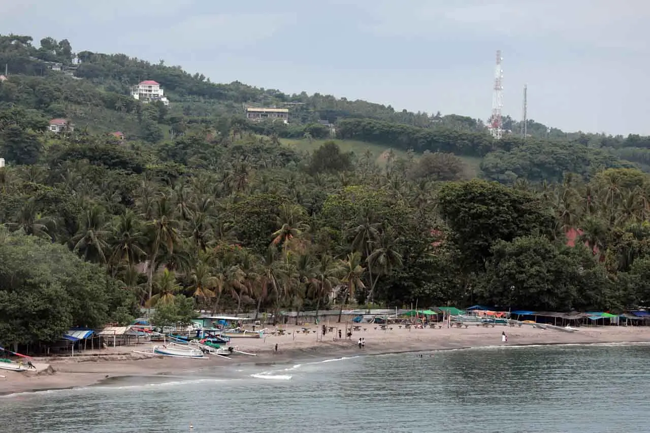 Pantai Senggigi, Primadona...