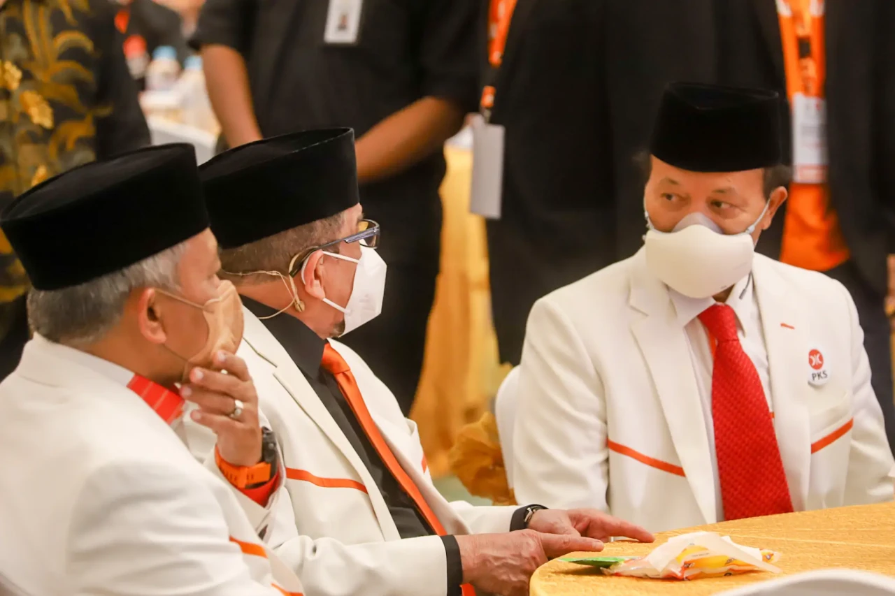 Konsolidasi Nasional...
