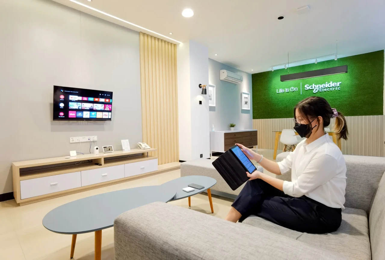 Schneider Living Space...