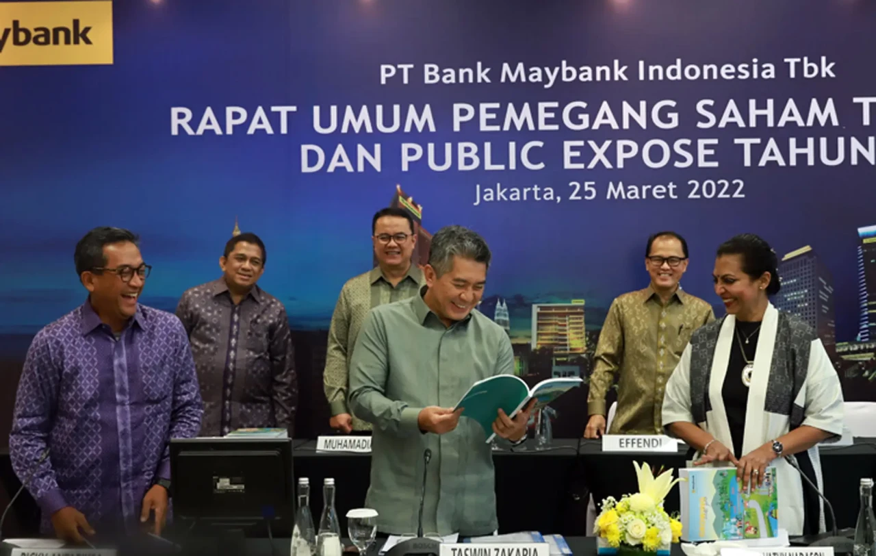 Maybank Raih Laba Bersih...