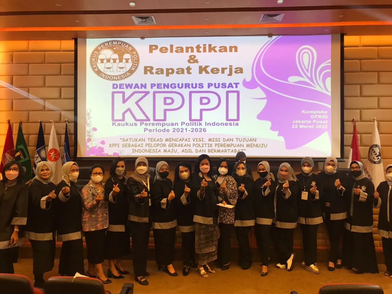 Gelar Pelantikan dan...