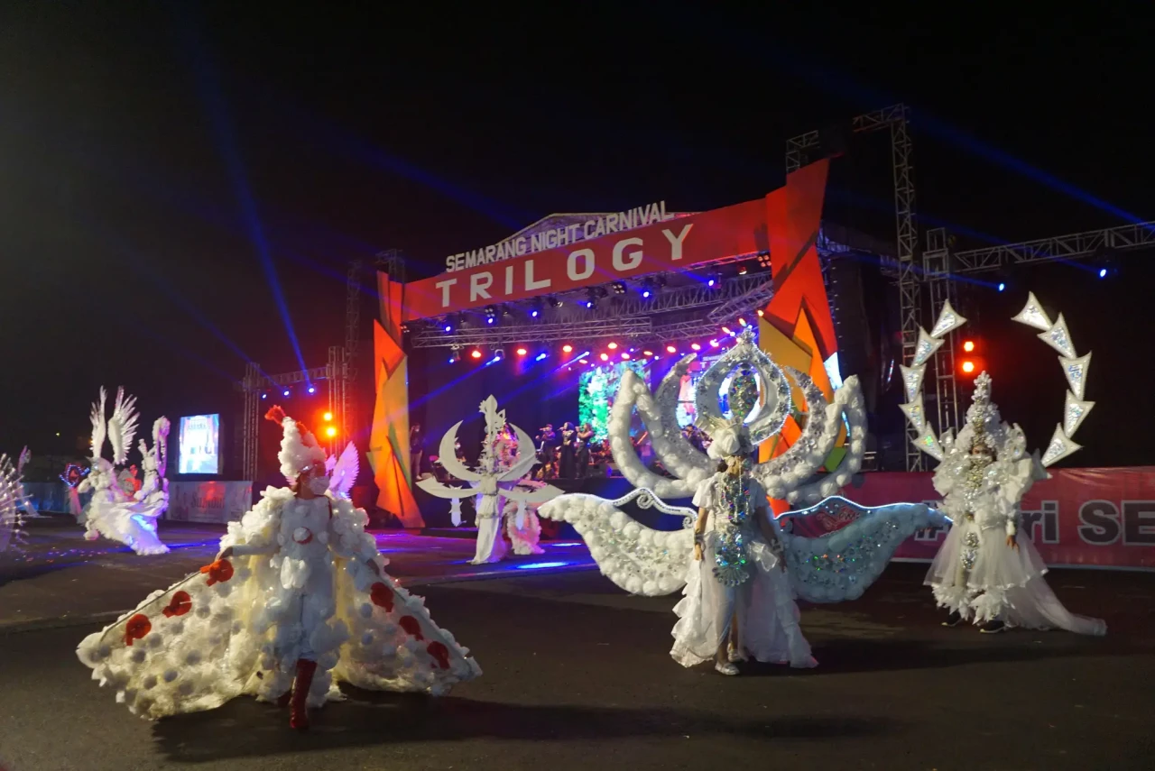 Semarak Semarang Night...