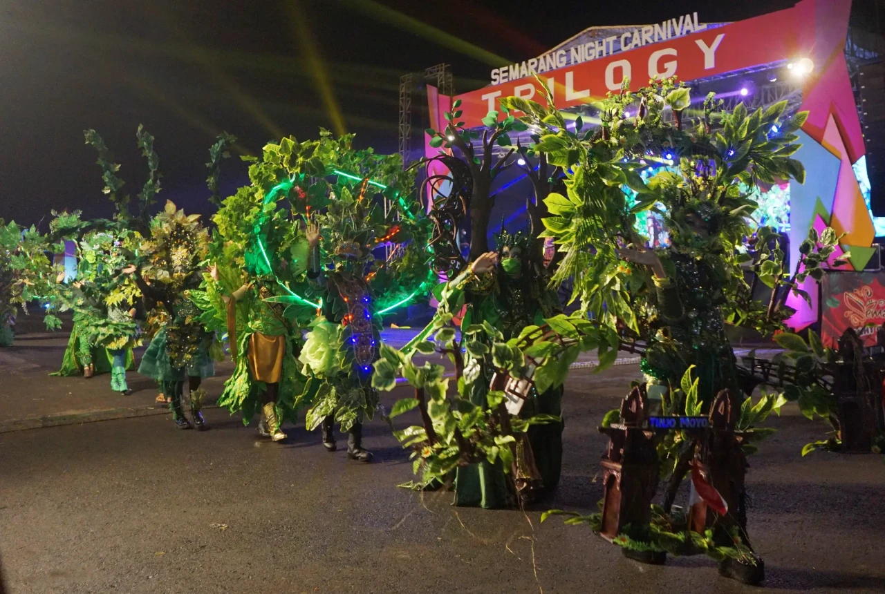Semarak Semarang Night...