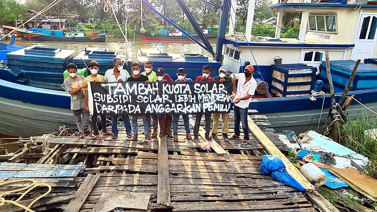 Solar Langka, Nelayan...